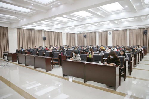 包頭市總工會舉辦全市基層工會組織廠務公開 民主管理業(yè)務骨干培訓班